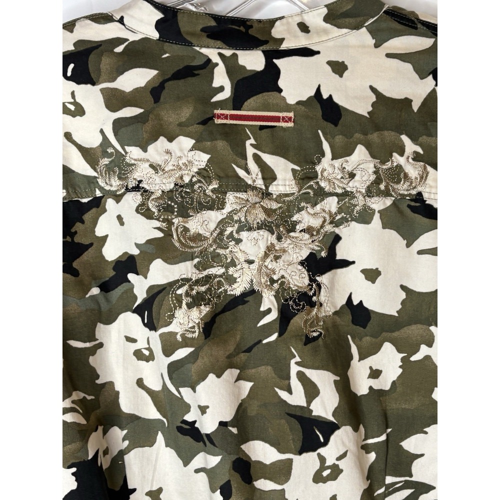 CHICO'S Size 2 (M) Camo Print Cotton Women's Blouse Shirt Top Embroidered - Picture 8 of 12